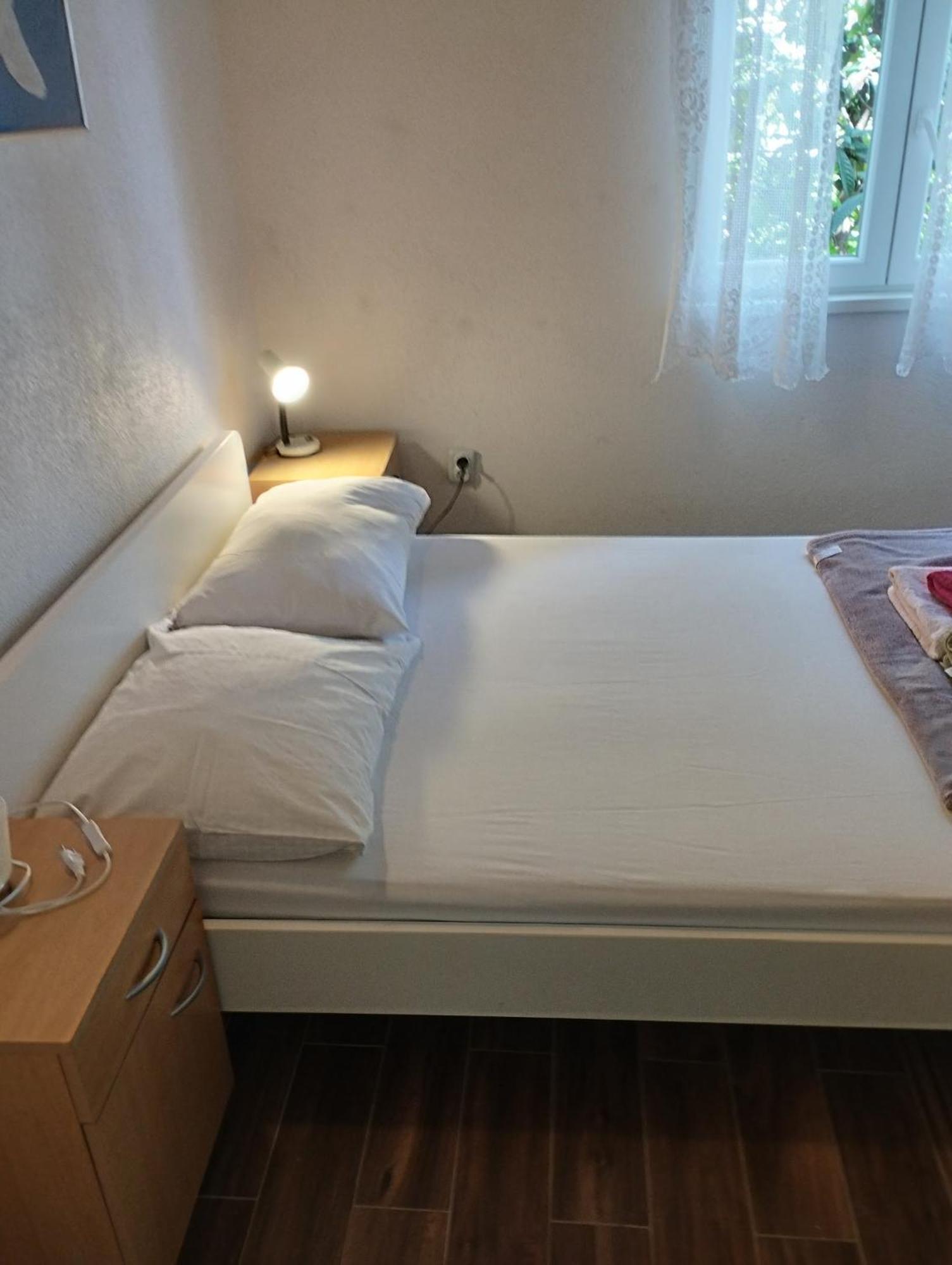 Villa Amarela Seget Vranjica Eksteriør billede