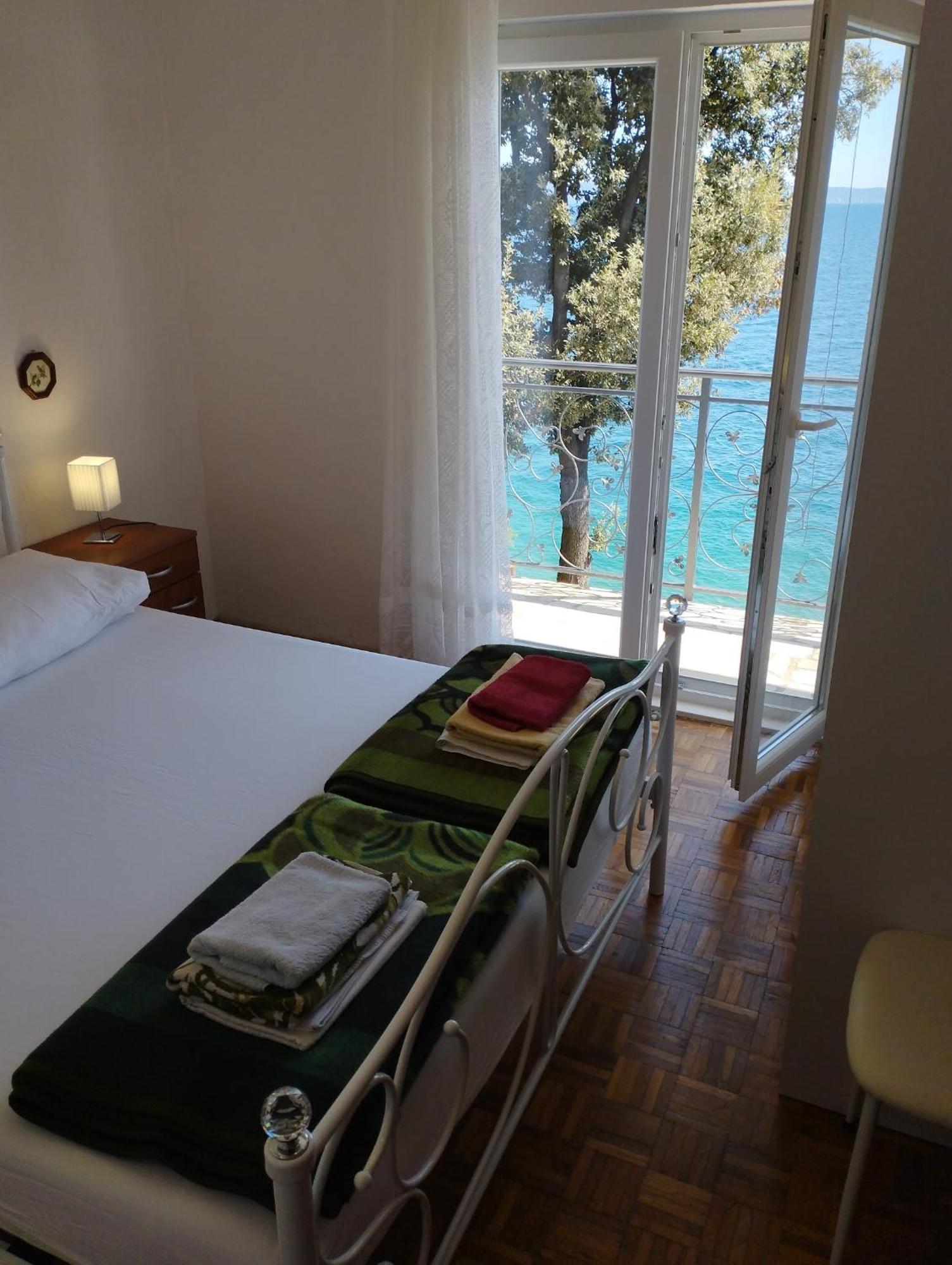 Villa Amarela Seget Vranjica Eksteriør billede