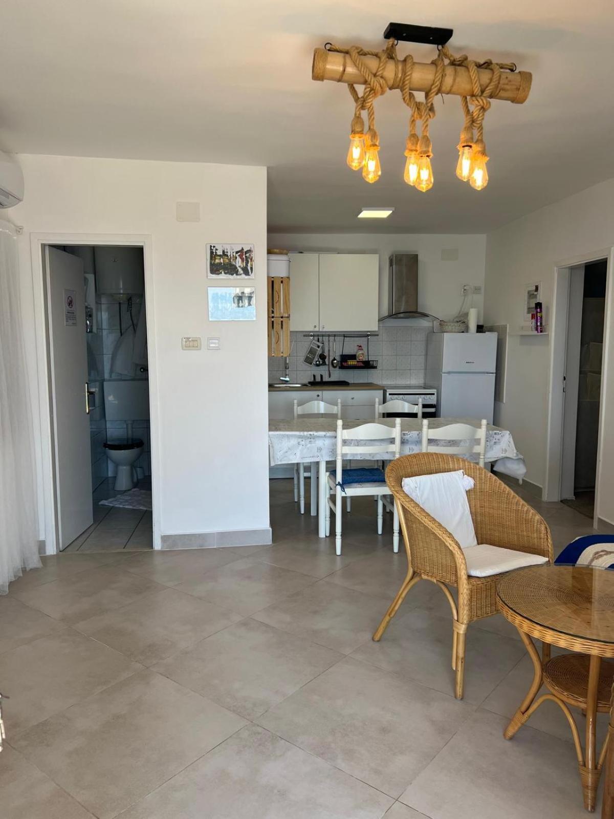 Villa Amarela Seget Vranjica Eksteriør billede