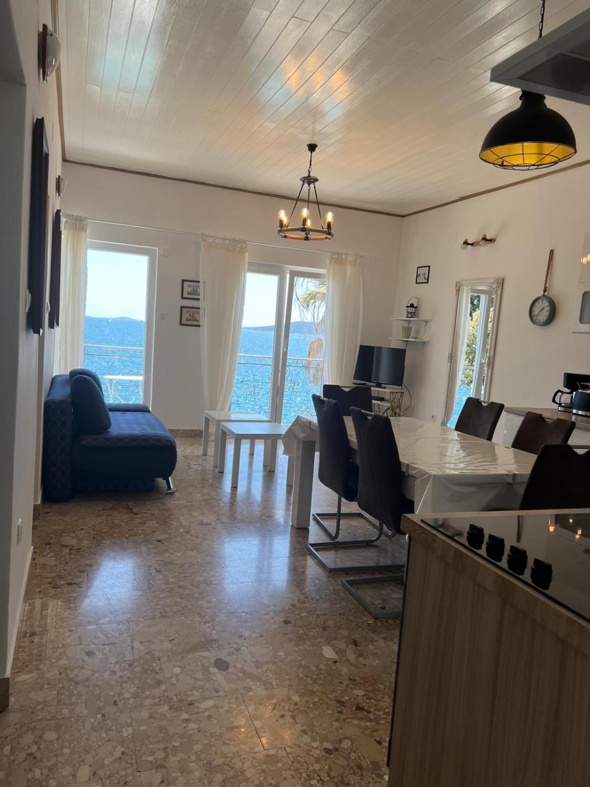 Villa Amarela Seget Vranjica Eksteriør billede