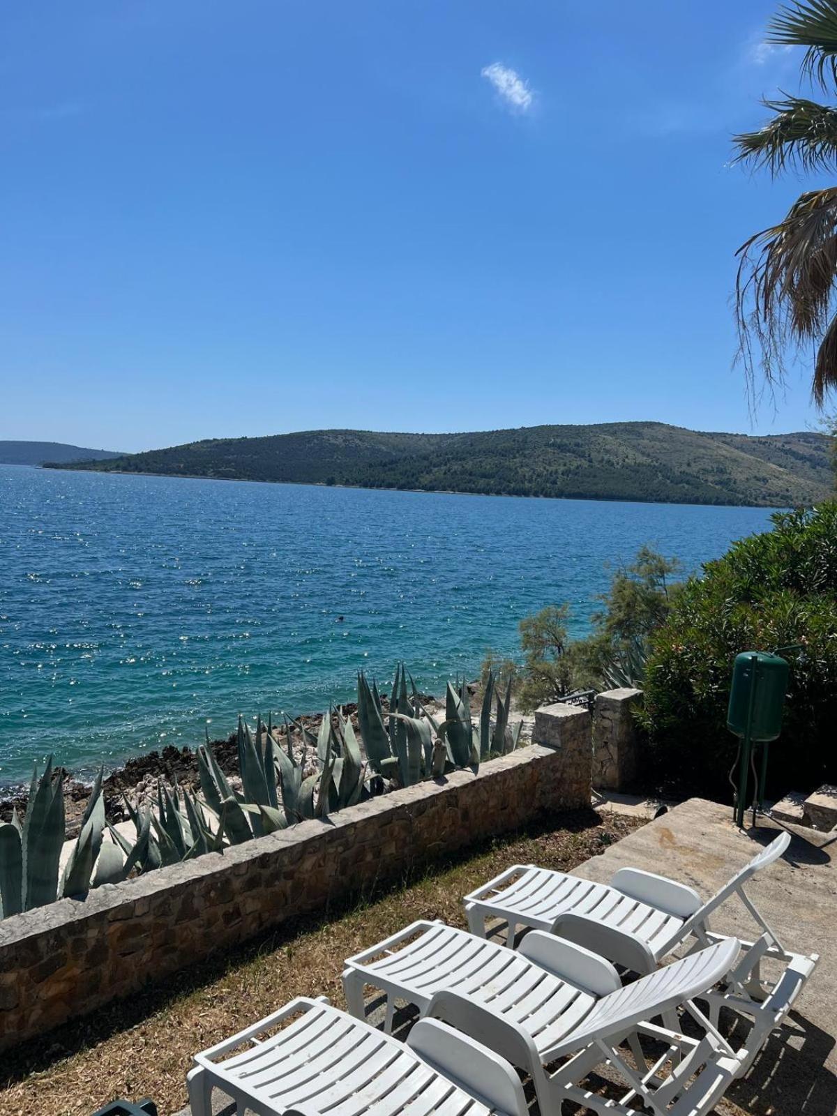 Villa Amarela Seget Vranjica Eksteriør billede