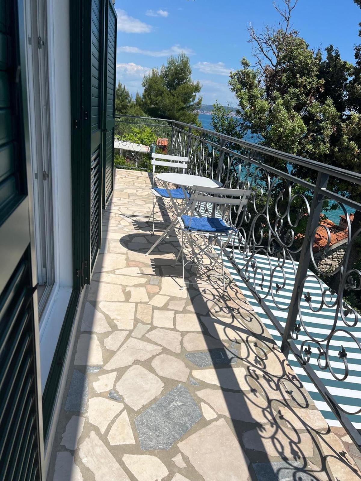 Villa Amarela Seget Vranjica Eksteriør billede