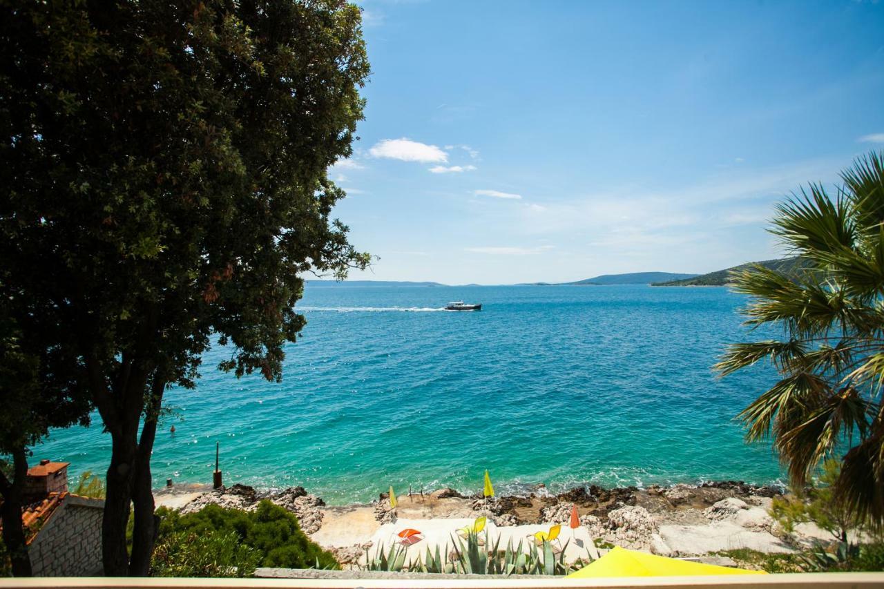 Villa Amarela Seget Vranjica Eksteriør billede