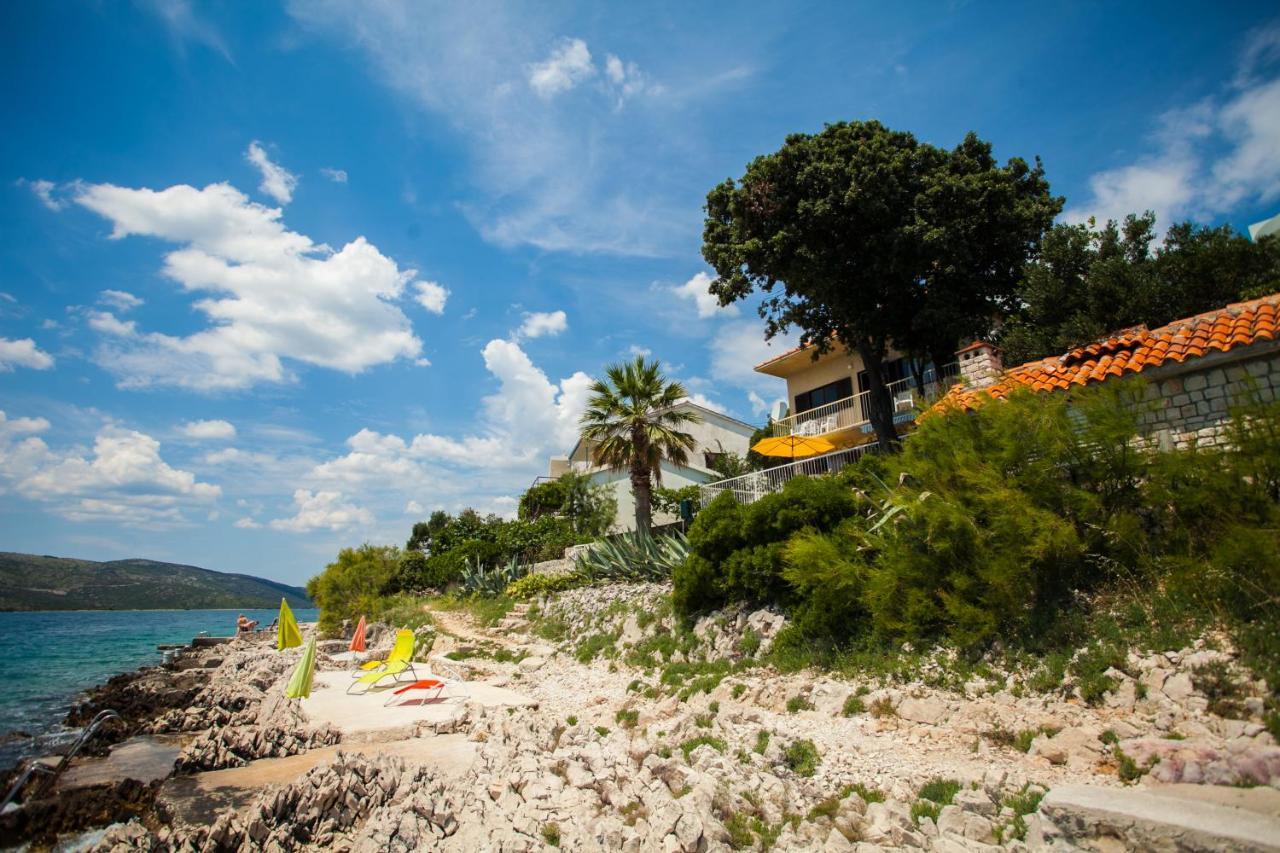 Villa Amarela Seget Vranjica Eksteriør billede
